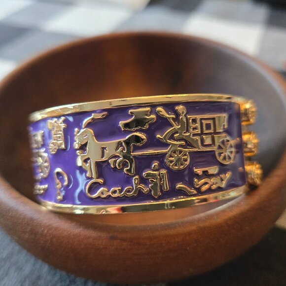COACH Logo 1941 Purple Wide Enamel Silver Tone Horse & Carriage Bangle Bracelet - Picture 1 of 8